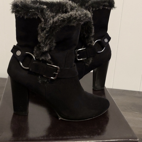 Dana Buchman Shoes - Dana Buckman Connie BLK Ankle Boot w/Faux Fur, Pewter Buckle & Hardware SZ 7